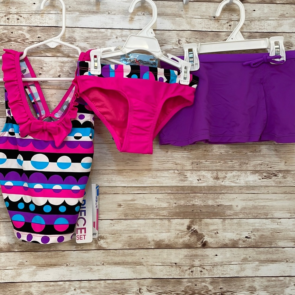 Girls, four piece tankini set size 5